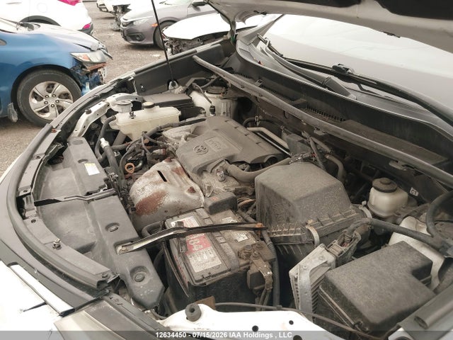 2T3ZFREV1HW313225 Toyota RAV4 LE