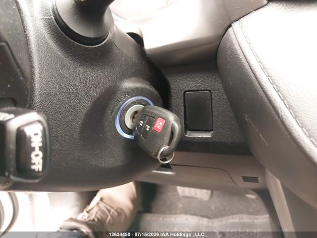 2T3ZFREV1HW313225 Toyota RAV4 LE