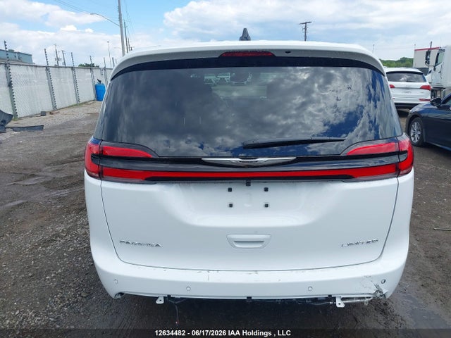 Chrysler Pacifica Limited 2026 2C4RC1GG8TR284429 Image 15