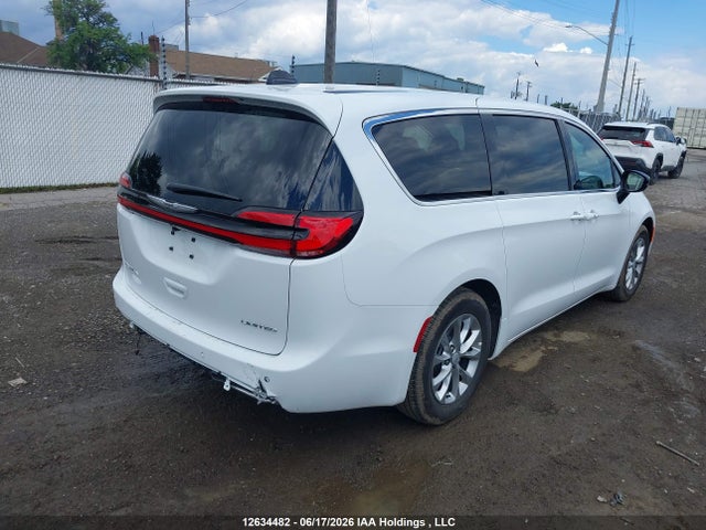 Chrysler Pacifica Limited 2026 2C4RC1GG8TR284429 Image 4