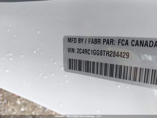 Chrysler Pacifica Limited 2026 2C4RC1GG8TR284429 Image 9