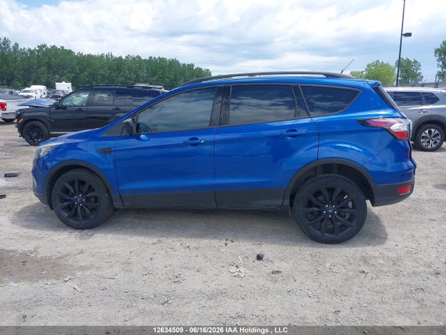 12634509 :رقم المزاد ، 1FMCU0GD8HUA06879 vin ، 2017 Ford Escape Se مزاد بيع