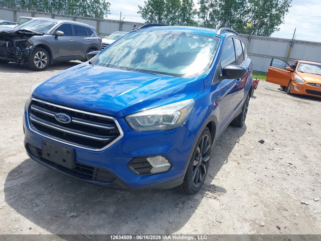 12634509 :رقم المزاد ، 1FMCU0GD8HUA06879 vin ، 2017 Ford Escape Se مزاد بيع