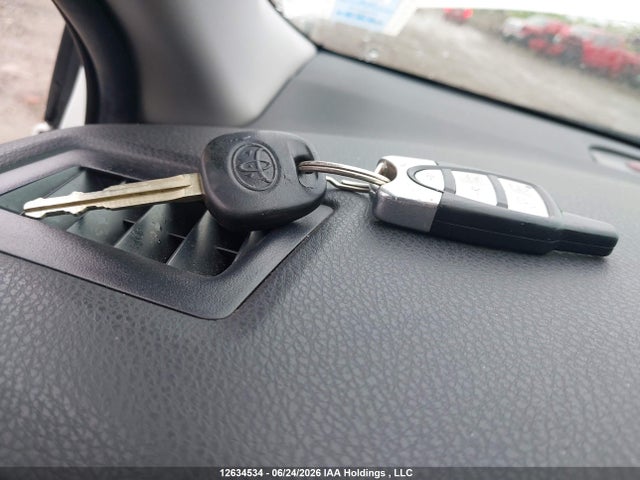 Toyota COROLLA CE 2017 2T1BURHE3HC892280 Image 11