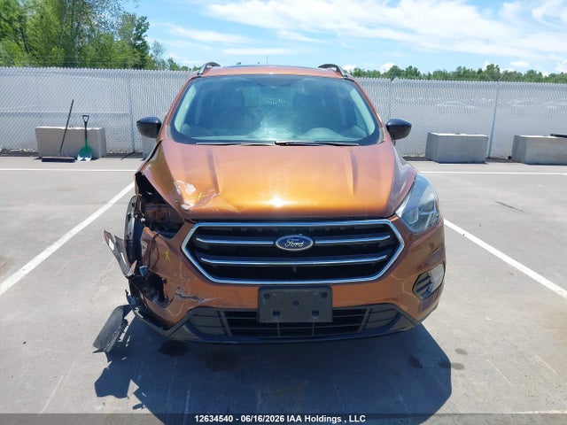 1FMCU9GD8HUE78195 Ford ESCAPE SE