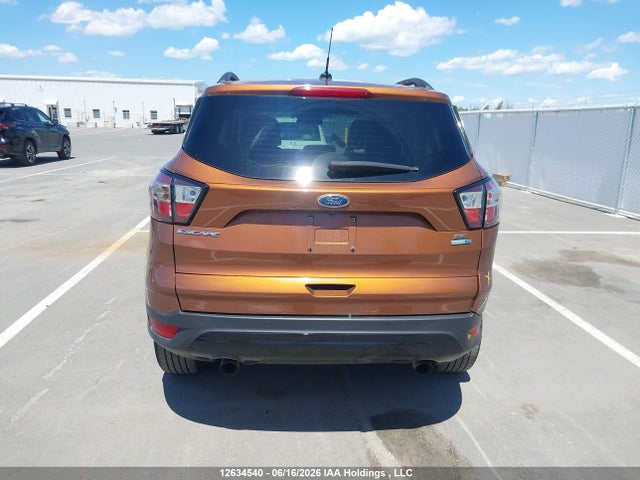 1FMCU9GD8HUE78195 Ford ESCAPE SE