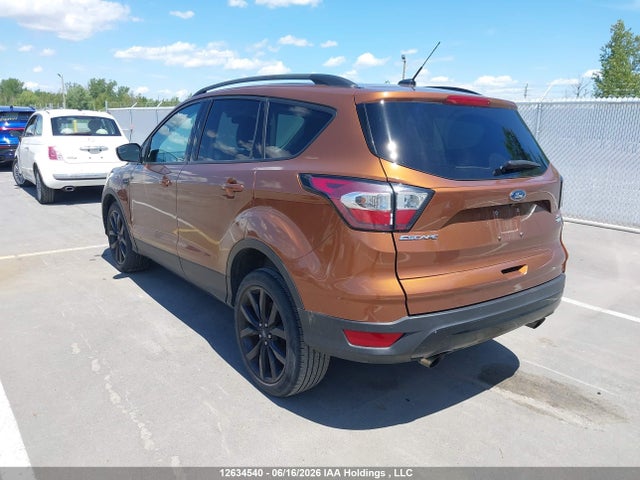 1FMCU9GD8HUE78195 Ford ESCAPE SE