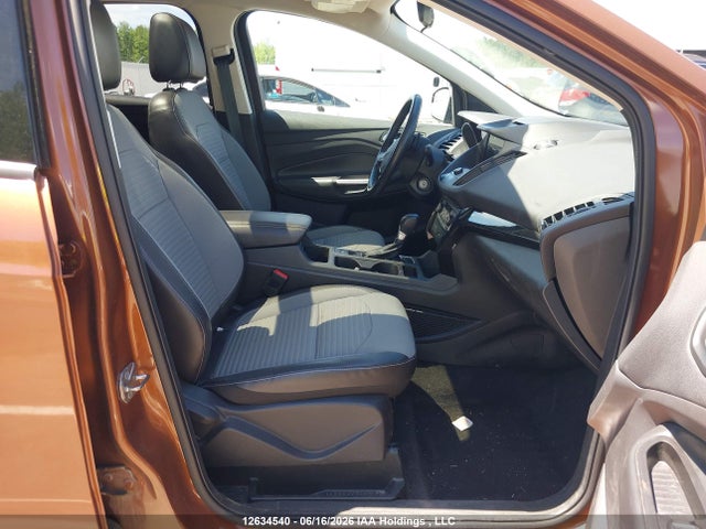1FMCU9GD8HUE78195 Ford ESCAPE SE