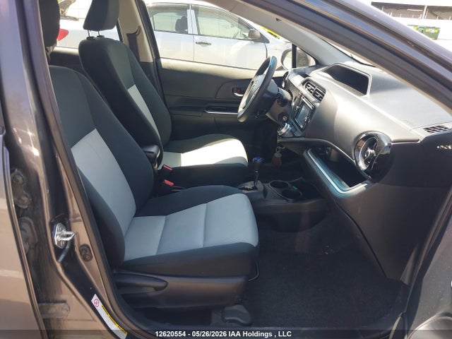 Продажа на аукционе авто 2015 Toyota Prius C Technology, vin: JTDKDTB35F1088312, номер лота: 12620554