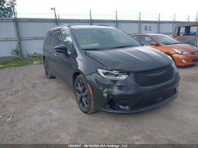 Auction sale of the 2025 Chrysler Pacifica Limited, vin: 2C4RC1GG1SR582335, lot number: 12634547