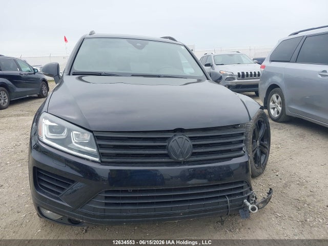Продаж на аукціоні авто 2017 Volkswagen Touareg 3.6l Wolfsburg Edition, vin: WVGRF7BP5HD001153, номер лоту: 12634553