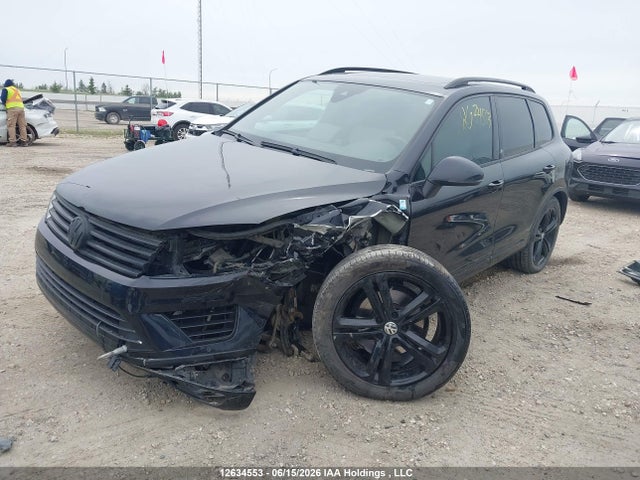 Продаж на аукціоні авто 2017 Volkswagen Touareg 3.6l Wolfsburg Edition, vin: WVGRF7BP5HD001153, номер лоту: 12634553