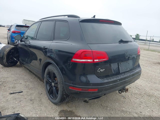Продаж на аукціоні авто 2017 Volkswagen Touareg 3.6l Wolfsburg Edition, vin: WVGRF7BP5HD001153, номер лоту: 12634553