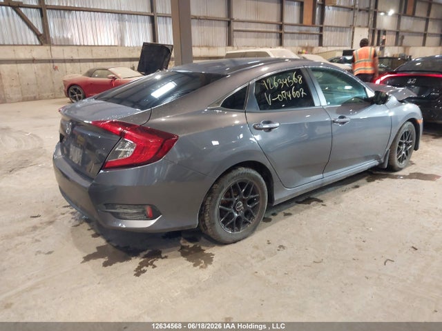 Продажа на аукционе авто 2018 Honda Civic Lx, vin: 2HGFC2E53JH044607, номер лота: 12634568