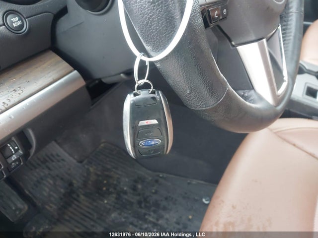 Subaru Outback 2.5i Touring 2017 4S4BSCTC8H3313233 Image 11