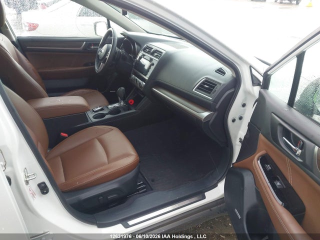 Subaru Outback 2.5i Touring 2017 4S4BSCTC8H3313233 Image 5