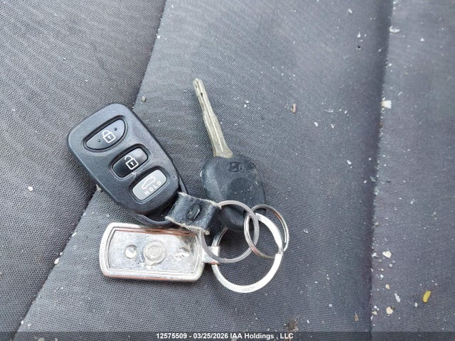 5NPDH4AE9EH517772 Hyundai ELANTRA GL