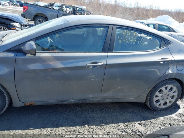 5NPDH4AE9EH517772 Hyundai ELANTRA GL