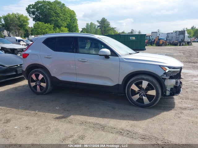YV4AC2UK8L2175735 Volvo Xc40 T4 Momentum