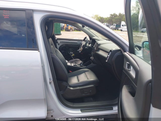 YV4AC2UK8L2175735 Volvo Xc40 T4 Momentum