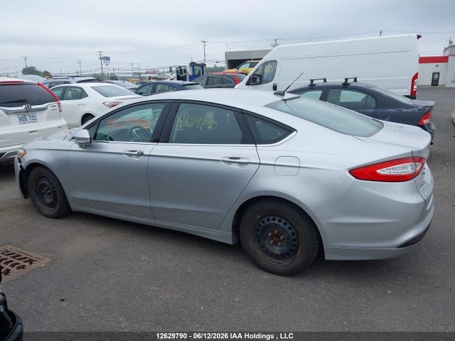 3FA6P0H73FR216446 Ford FUSION SE