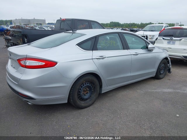 3FA6P0H73FR216446 Ford FUSION SE