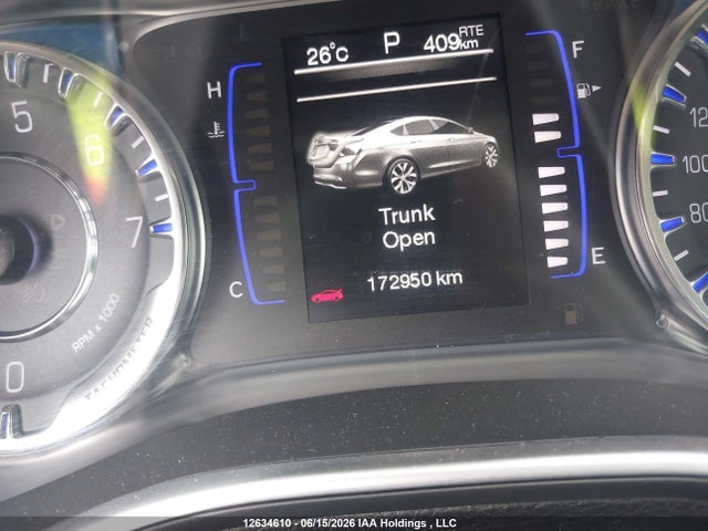 Chrysler 200 Limited 2015 1C3CCCAB5FN720710 Image 16