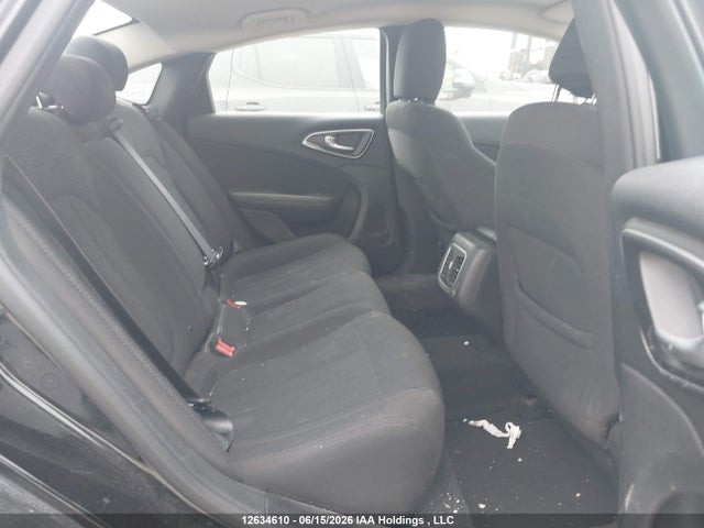 Chrysler 200 Limited 2015 1C3CCCAB5FN720710 Image 8