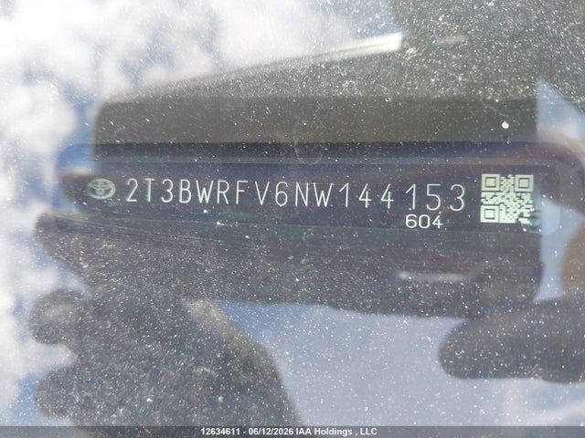 2T3BWRFV6NW144153 Toyota RAV4 LE