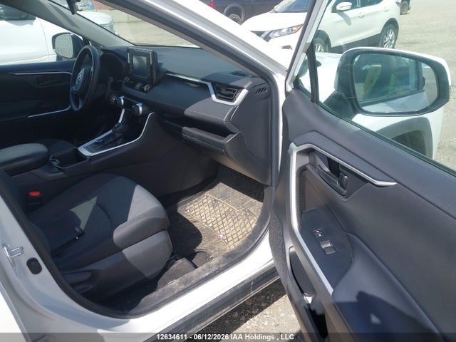 Toyota RAV4 LE 2022 2T3BWRFV6NW144153 Image 5