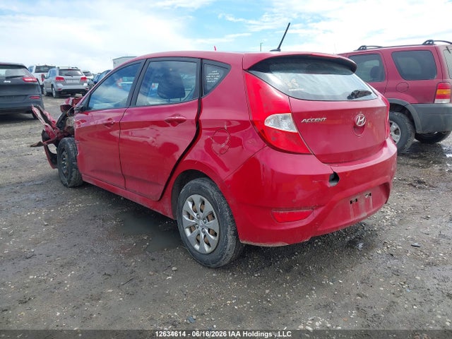 2015 Hyundai Accent Gl მანქანა იყიდება აუქციონზე, vin: KMHCT5AE6FU234278, აუქციონის ნომერი: 12634614