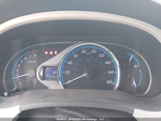 2011 Toyota Sienna Xle 7 Passenger მანქანა იყიდება აუქციონზე, vin: 5TDYK3DC8BS135245, აუქციონის ნომერი: 12634615