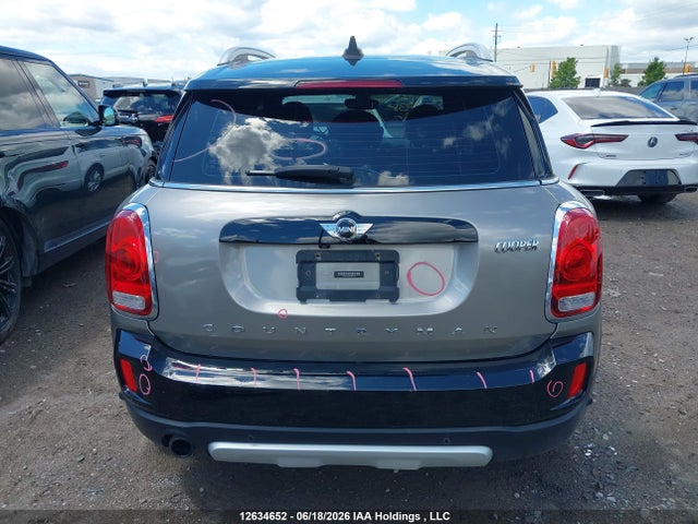 Mini Countryman Cooper 2017 WMZYV5C39H3B75738 Image 16
