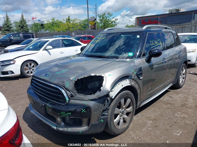 Mini Countryman Cooper 2017 WMZYV5C39H3B75738 Image 2