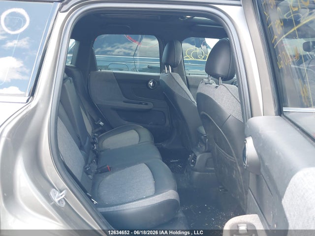 Mini Countryman Cooper 2017 WMZYV5C39H3B75738 Image 8