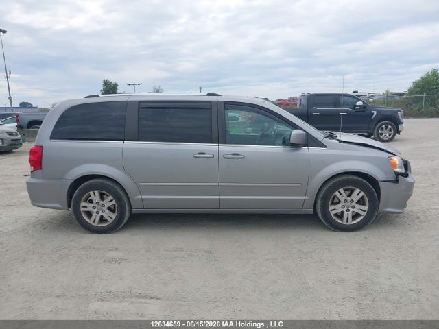 Dodge Grand Caravan Crew 2016 2C4RDGDG1GR243599 Image 13