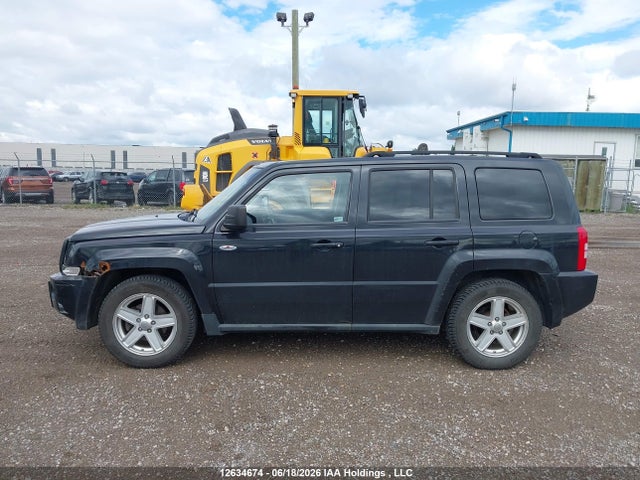 Продажа на аукционе авто 2010 Jeep Patriot Sport, vin: 1J4NF2GB5AD616949, номер лота: 12634674