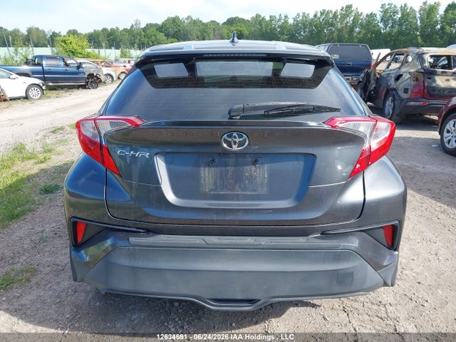 NMTKHMBX4JR002785 Toyota C-HR XLE