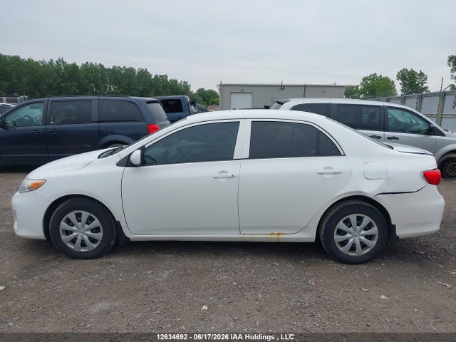 2011 Toyota Corolla S/le მანქანა იყიდება აუქციონზე, vin: 2T1BU4EE5BC705538, აუქციონის ნომერი: 12634692