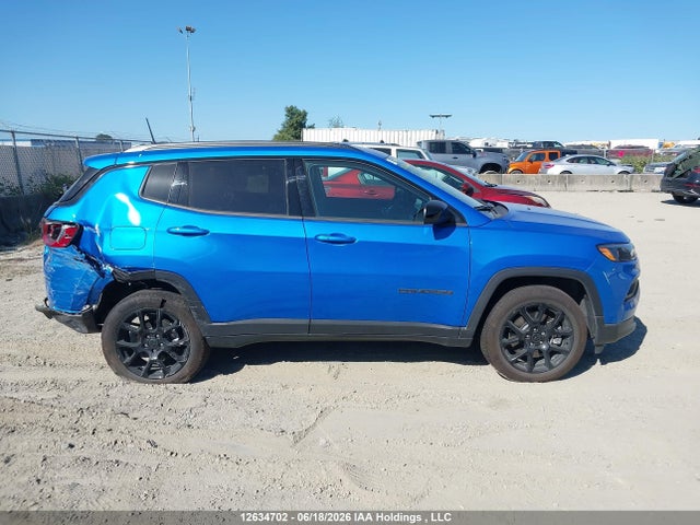 Jeep Compass Latitude Lux 2025 3C4NJDFN9ST618758 Image 12