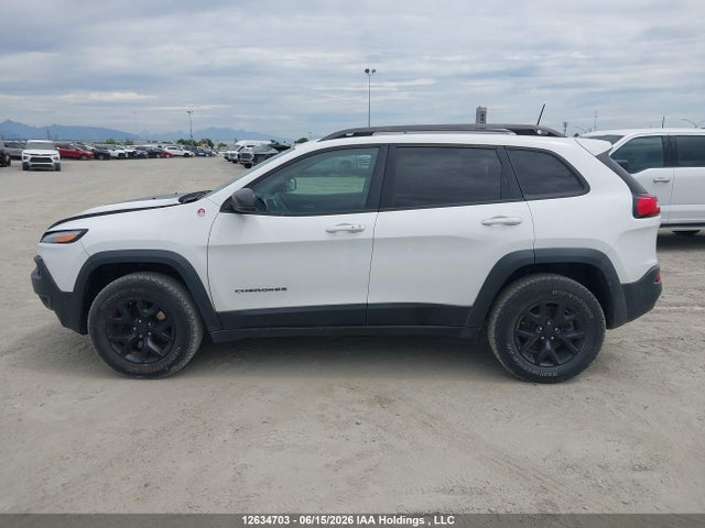 12634703 :رقم المزاد ، 1C4PJMBS4HD225706 vin ، 2017 Jeep Cherokee Trailhawk مزاد بيع