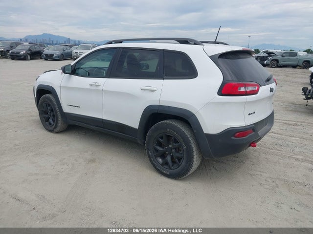 12634703 :رقم المزاد ، 1C4PJMBS4HD225706 vin ، 2017 Jeep Cherokee Trailhawk مزاد بيع