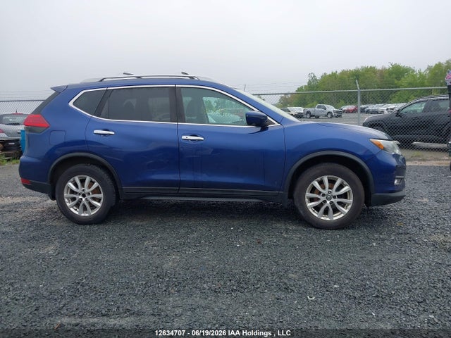 2017 Nissan Rogue S/sl Platinum/sv მანქანა იყიდება აუქციონზე, vin: 5N1AT2MV8HC787749, აუქციონის ნომერი: 12634707