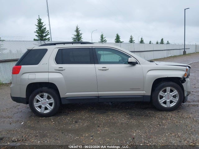 2GKFLWEK9F6348592 GMC Terrain Sle