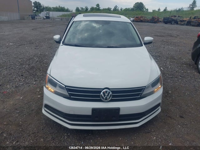 2015 Volkswagen Jetta 2.0l Trendline/2.0l Trendline+ მანქანა იყიდება აუქციონზე, vin: 3VW2K7AJ8FM347470, აუქციონის ნომერი: 12634714