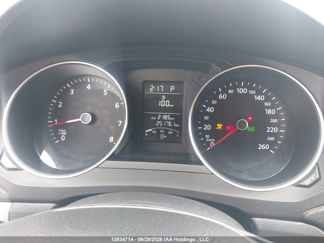 2015 Volkswagen Jetta 2.0l Trendline/2.0l Trendline+ მანქანა იყიდება აუქციონზე, vin: 3VW2K7AJ8FM347470, აუქციონის ნომერი: 12634714
