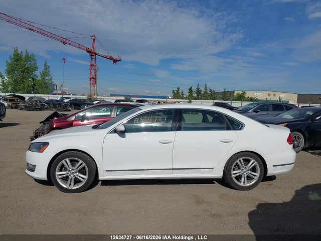 Volkswagen PASSAT SEL 2014 1VWCS7A30EC089435 Image 14