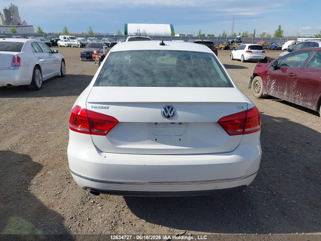 Volkswagen PASSAT SEL 2014 1VWCS7A30EC089435 Image 16