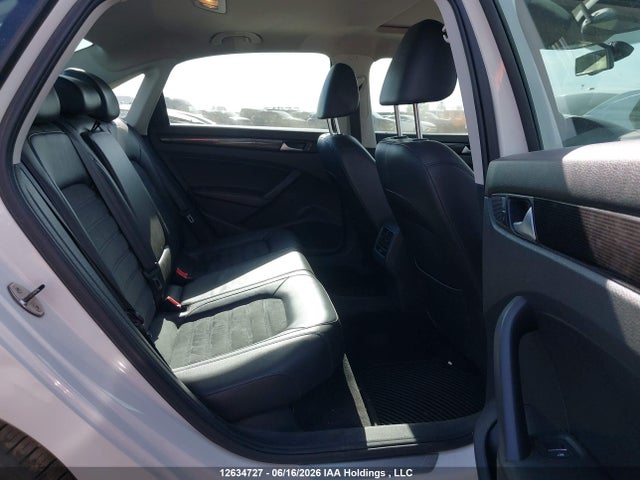 Volkswagen PASSAT SEL 2014 1VWCS7A30EC089435 Image 8