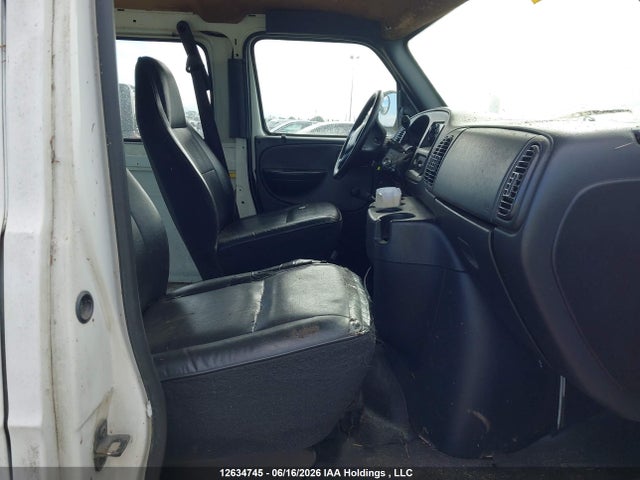 12634745 :رقم المزاد ، 2D7HB11Y73K515870 vin ، 2003 Dodge Ram Van 1500 Commercial/conversion مزاد بيع